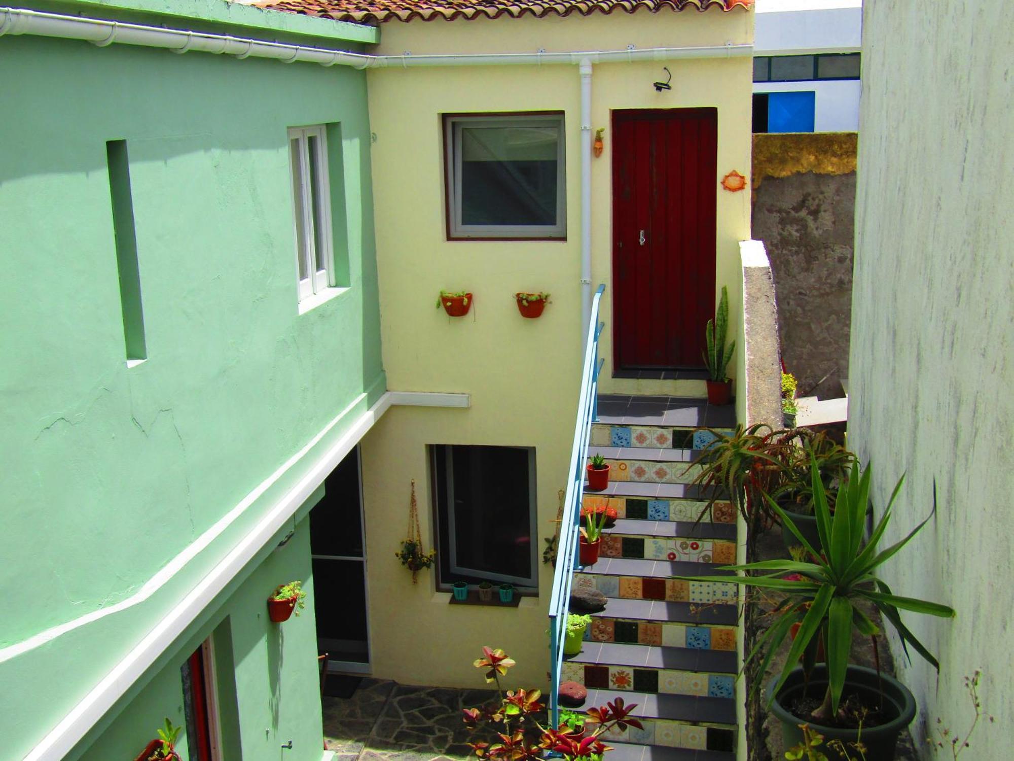 A-Típica GuestHouse Ponta Delgada Exterior foto